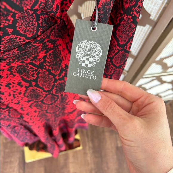 NWT | Vince Camuto Maxi dress | Red and Black snakeskin pattern | 6 - Picture 3 of 9